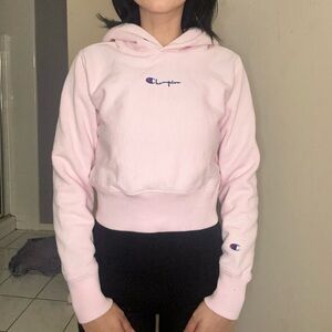 Cropped Champion Hoodie Baby Pink